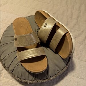 Reef cushioned vista hi!